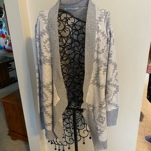Maurices Women’s Cardigan Sweater Size Medium